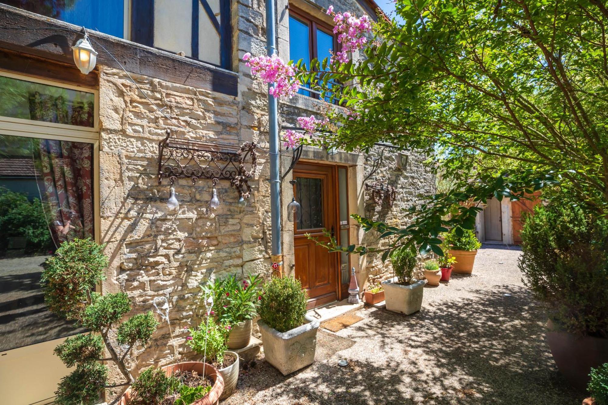 Le Clos De La Challangette Beaune  Exterior photo